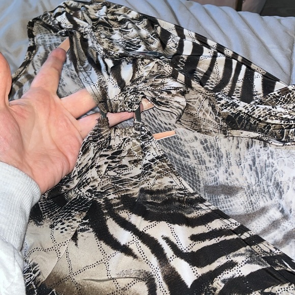 Animal print dressy top - Picture 2 of 3
